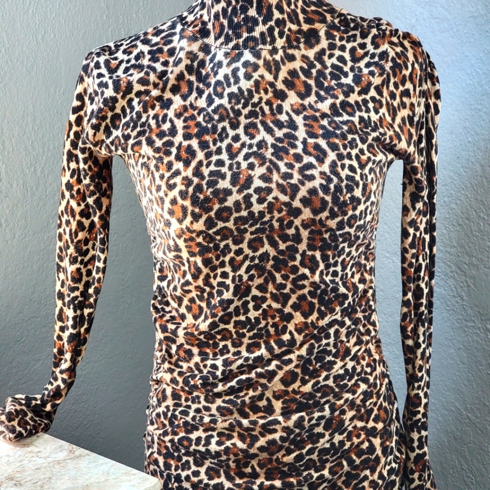 Leopard print turtle neck